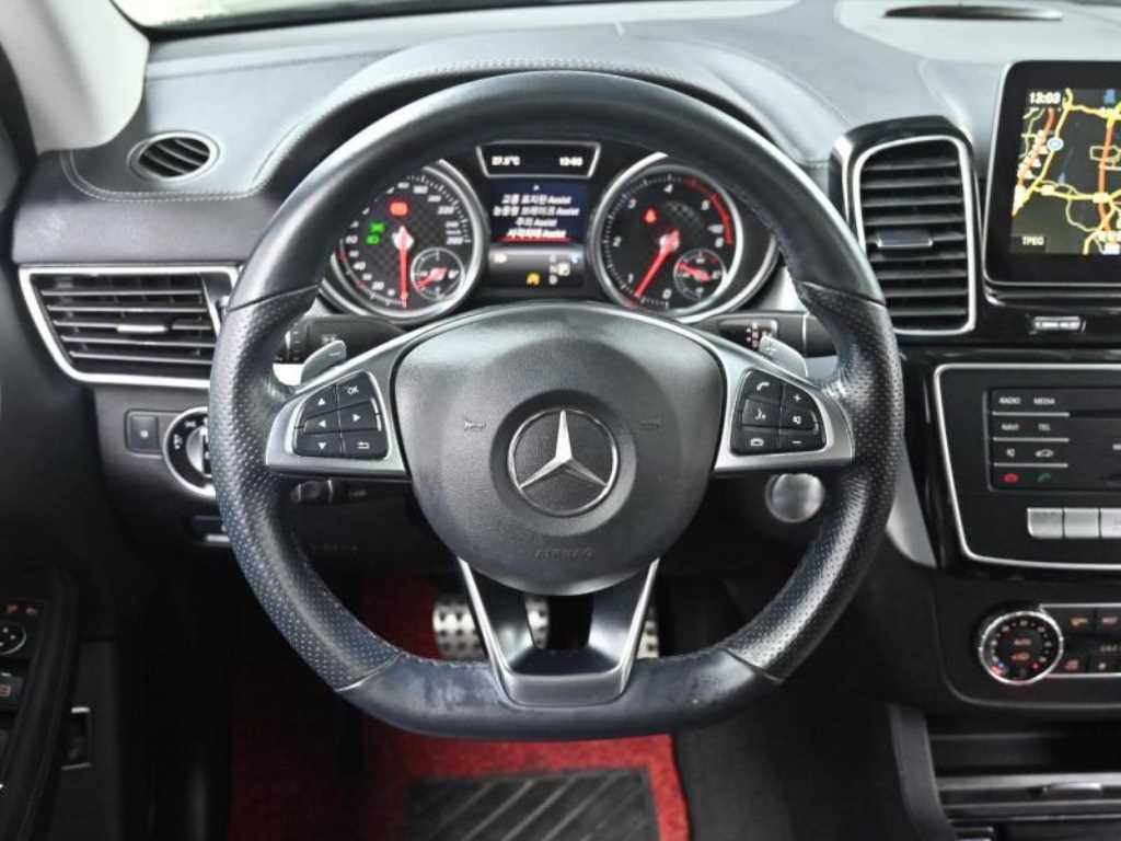 Mercedes Benz GLE Class 2017 Negro - Importación desde Corea - HF Imports Iquique - Foto 13
