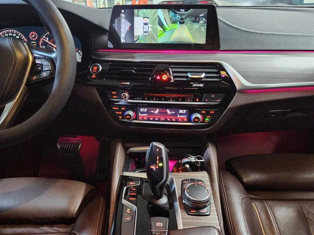 BMW 5 Series 2018 Gris - Importación desde Corea - HF Imports Iquique - Foto 15