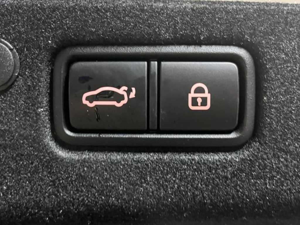 HYUNDAI Grandeur - Vista 6