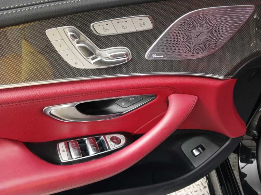 Mercedes Benz CLS Class - Vista 9