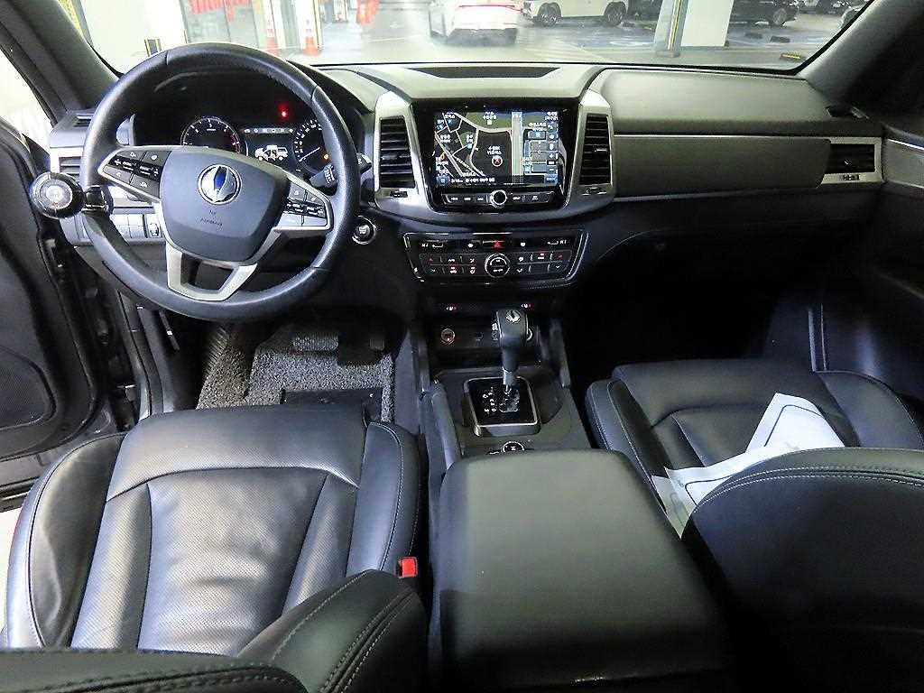 Ssangyong Rexton - Vista 10