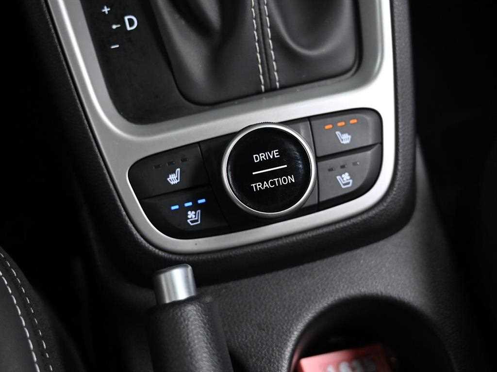 HYUNDAI Venue 2023 Blanco - Importación desde Corea - HF Imports Iquique - Foto 18