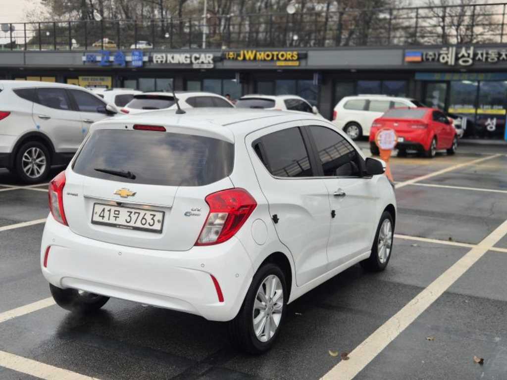 Chevrolet Spark - Vista 6