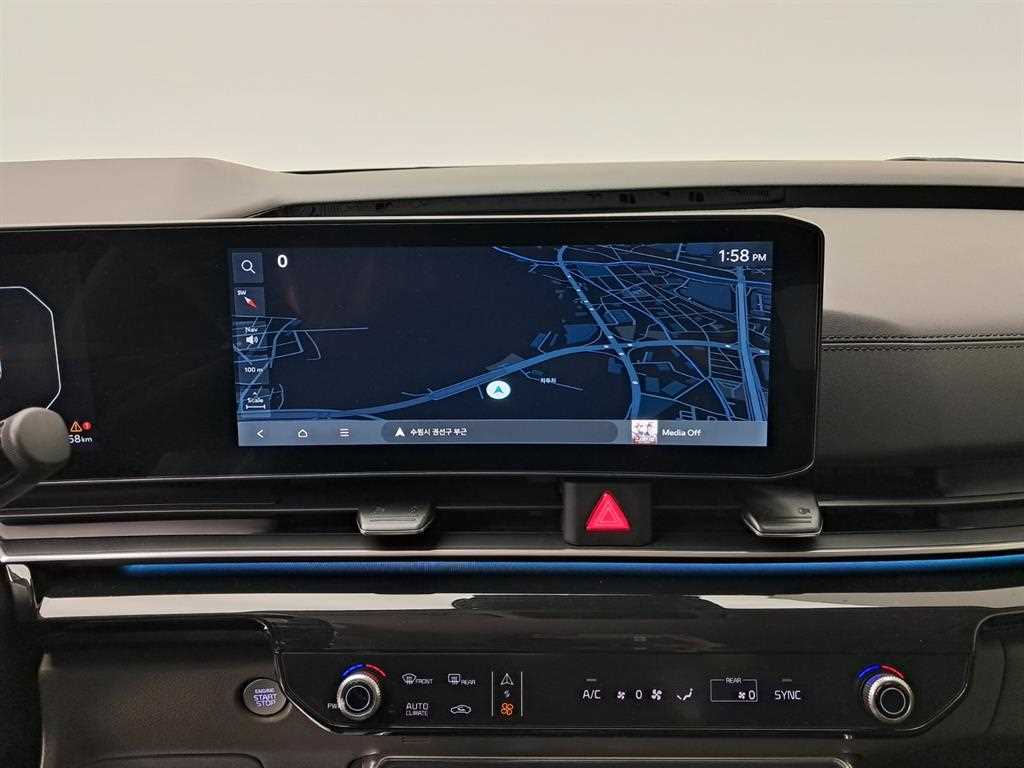 기아]더 뉴 카니발 4세대 가솔린 9인승 시그니처