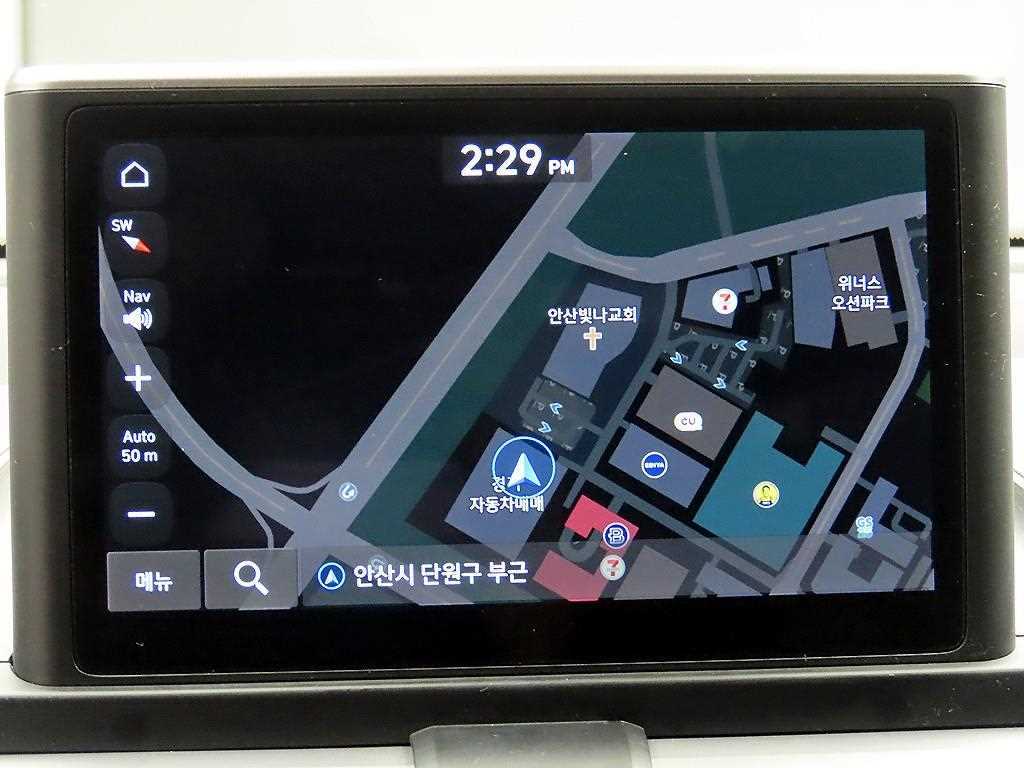 HYUNDAI Casper - Vista 8