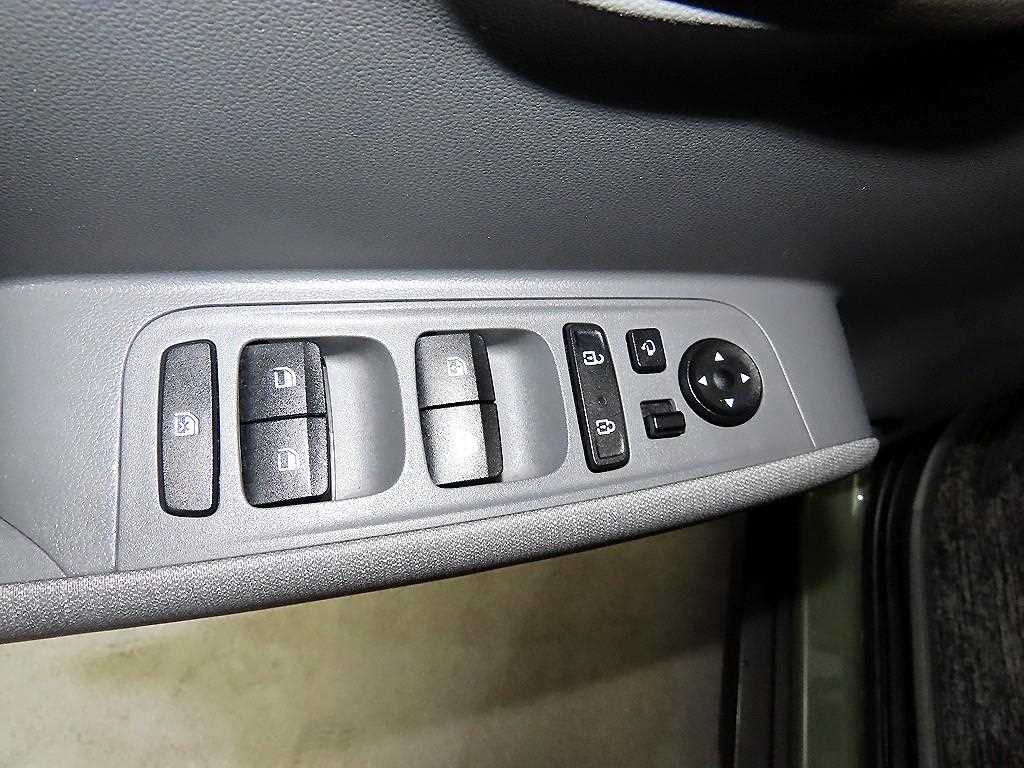 HYUNDAI Casper - Vista 12