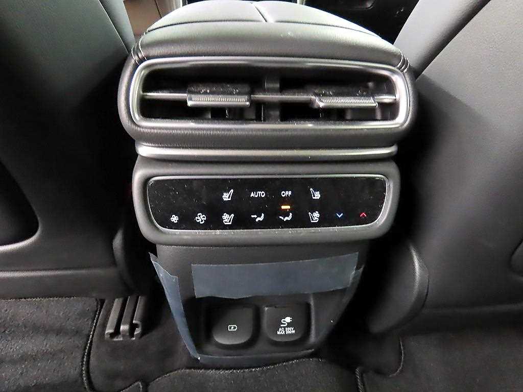 Genesis GV80 - Vista 12