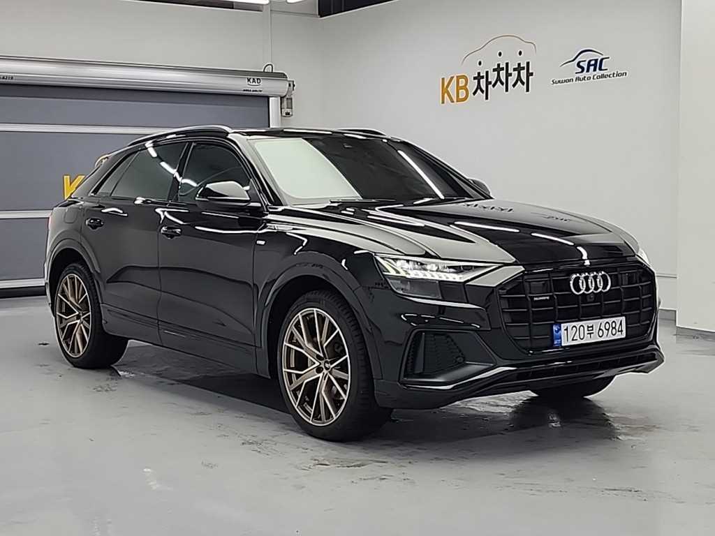 Audi Q8 - Vista 4