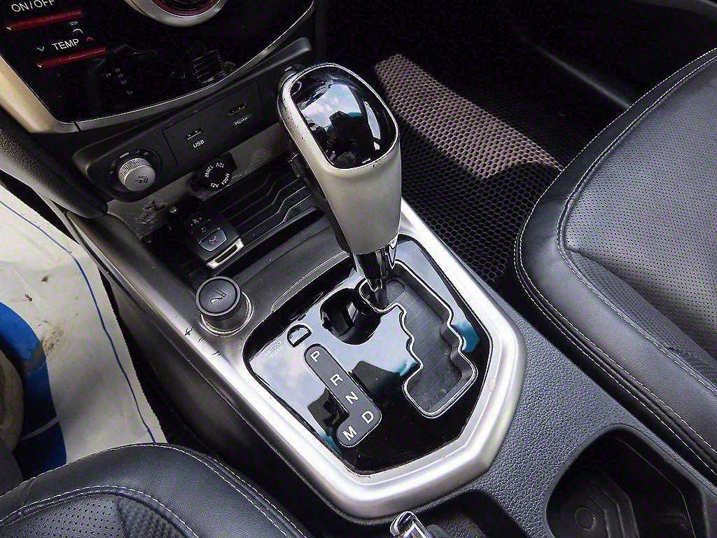 Ssangyong Tivoli - Vista 10