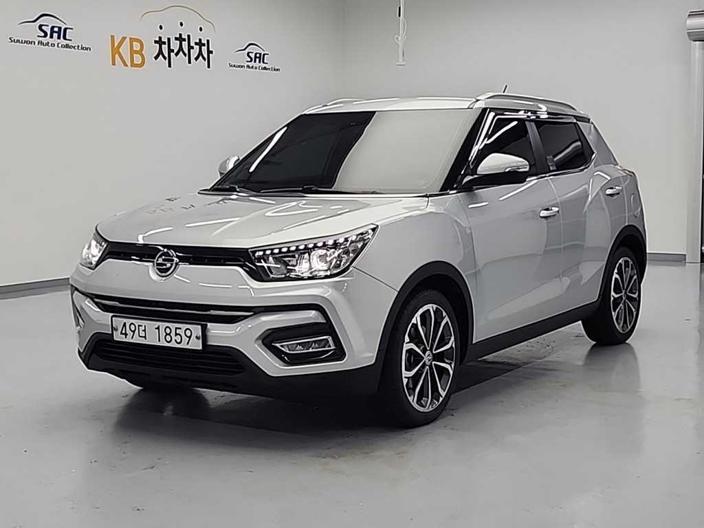 Ssangyong Tivoli 2018 Plateado - Importación desde Corea - HF Imports Iquique - Foto 1