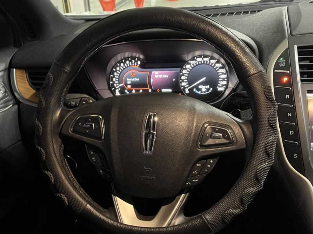 Lincoln MKC - Vista 12