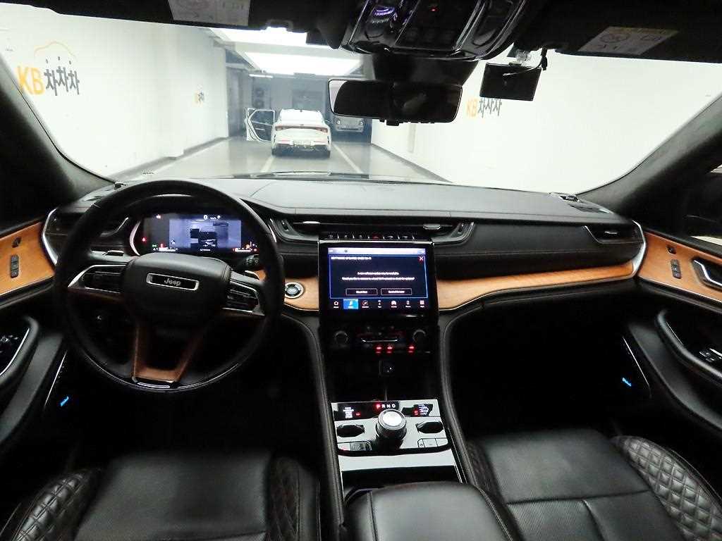 Jeep Cherokee - Vista 6