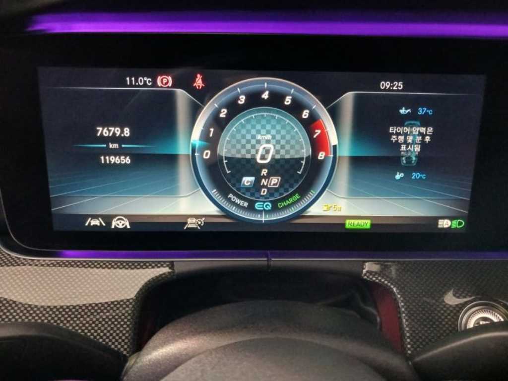 Mercedes Benz CLS Class - Vista 10