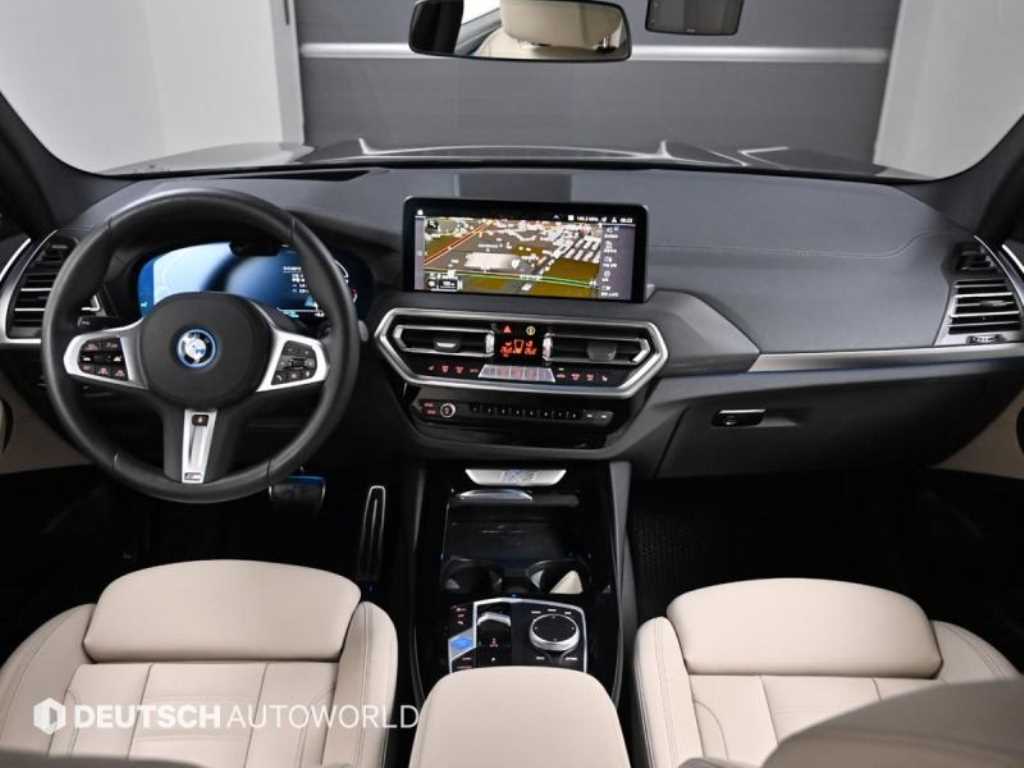 BMW iX3 - Vista 7
