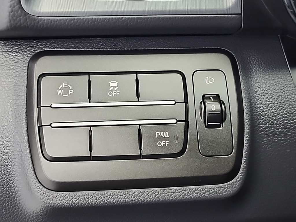 Ssangyong Tivoli 2018 Plateado - Importación desde Corea - HF Imports Iquique - Foto 18