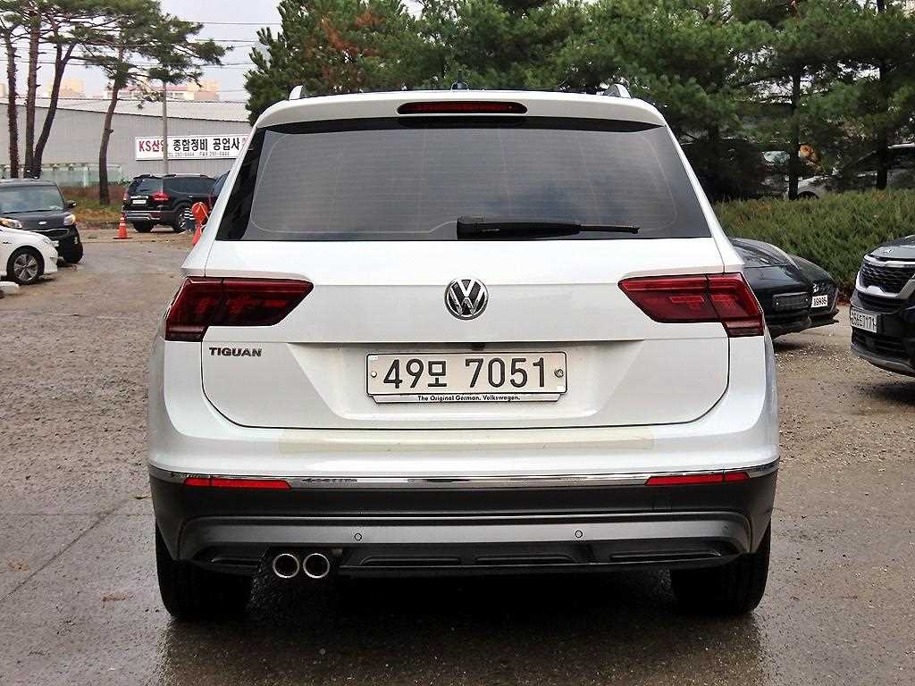 Volkswagen Tiguan - Vista 4