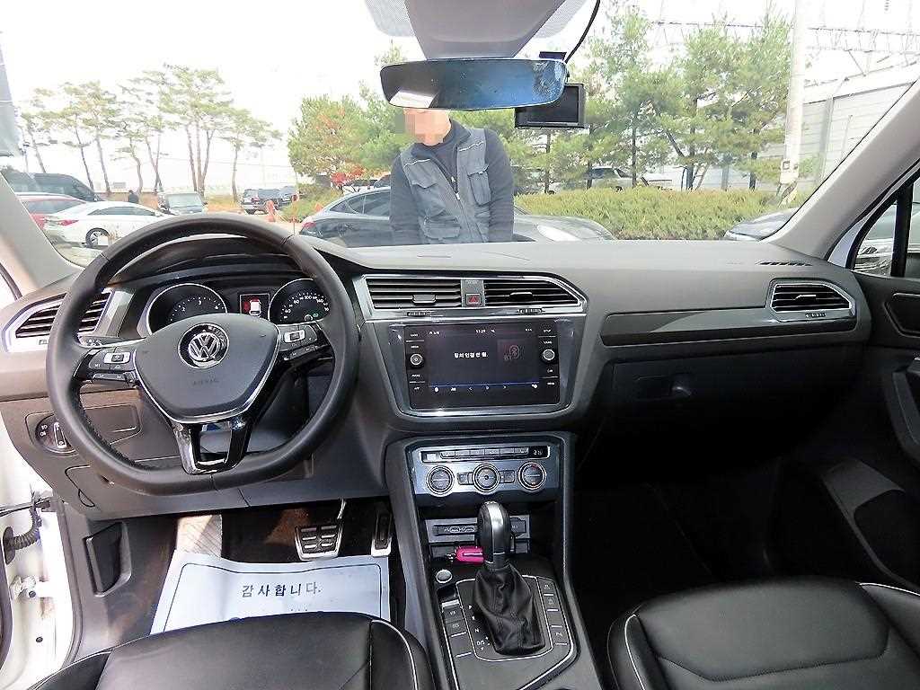 Volkswagen Tiguan - Vista 7