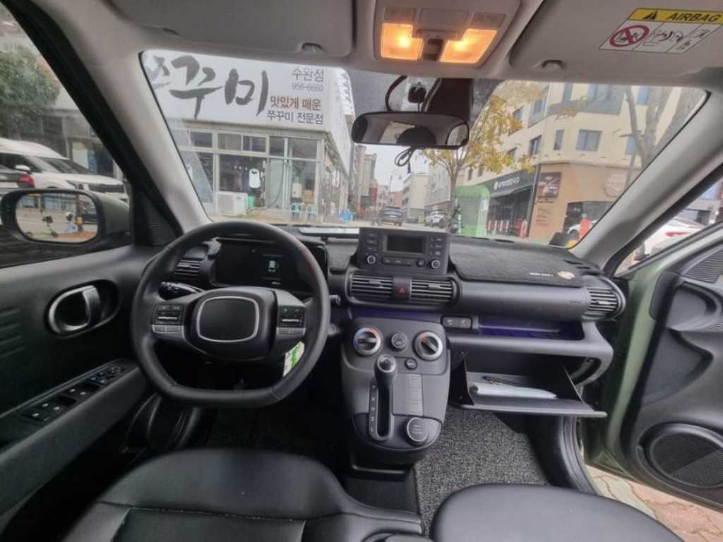 HYUNDAI Casper - Vista 5