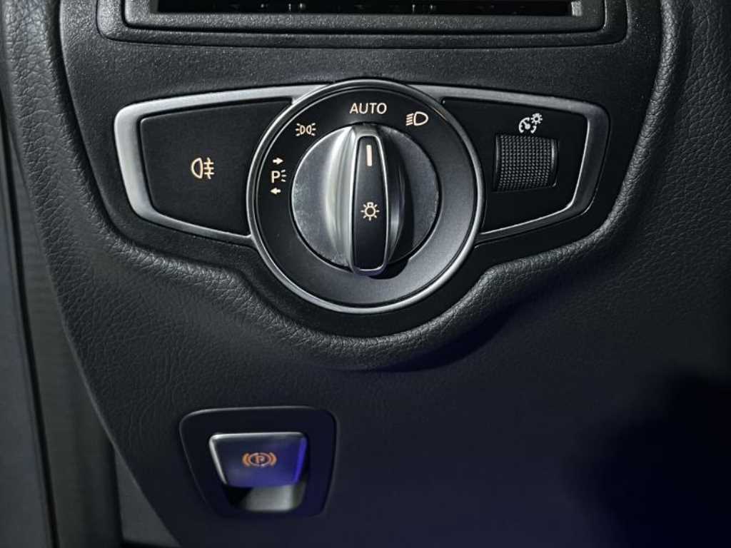 Mercedes Benz GLC Class 2022 Gris - Importación desde Corea - HF Imports Iquique - Foto 13