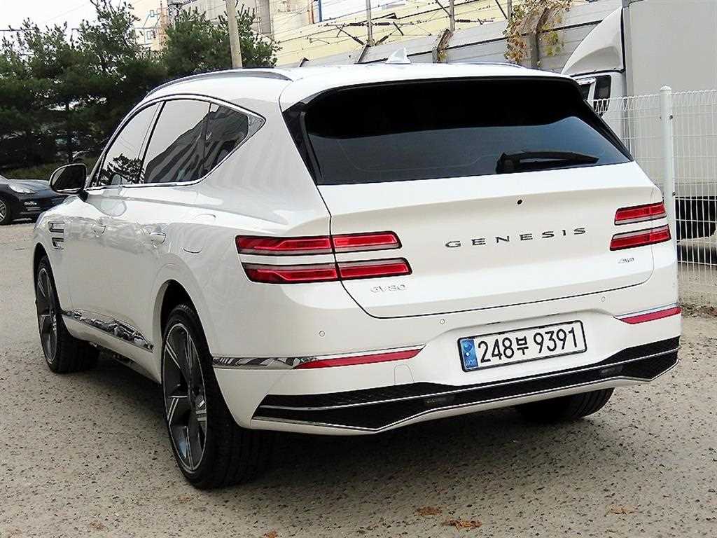 Genesis GV80 - Vista 4