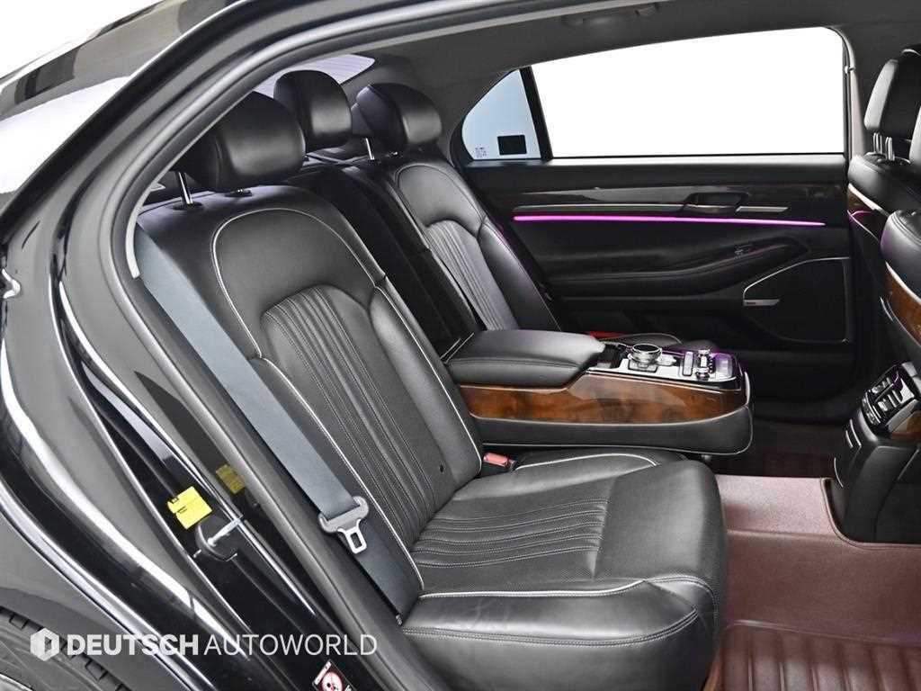 Genesis EQ900 - Vista 12