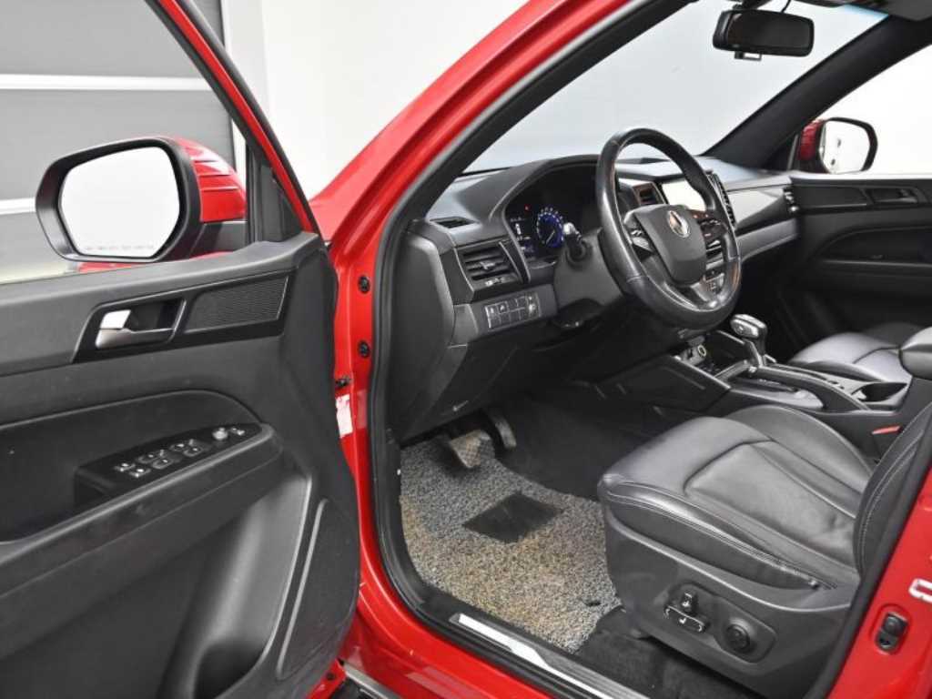 Ssangyong Rexton - Vista 11