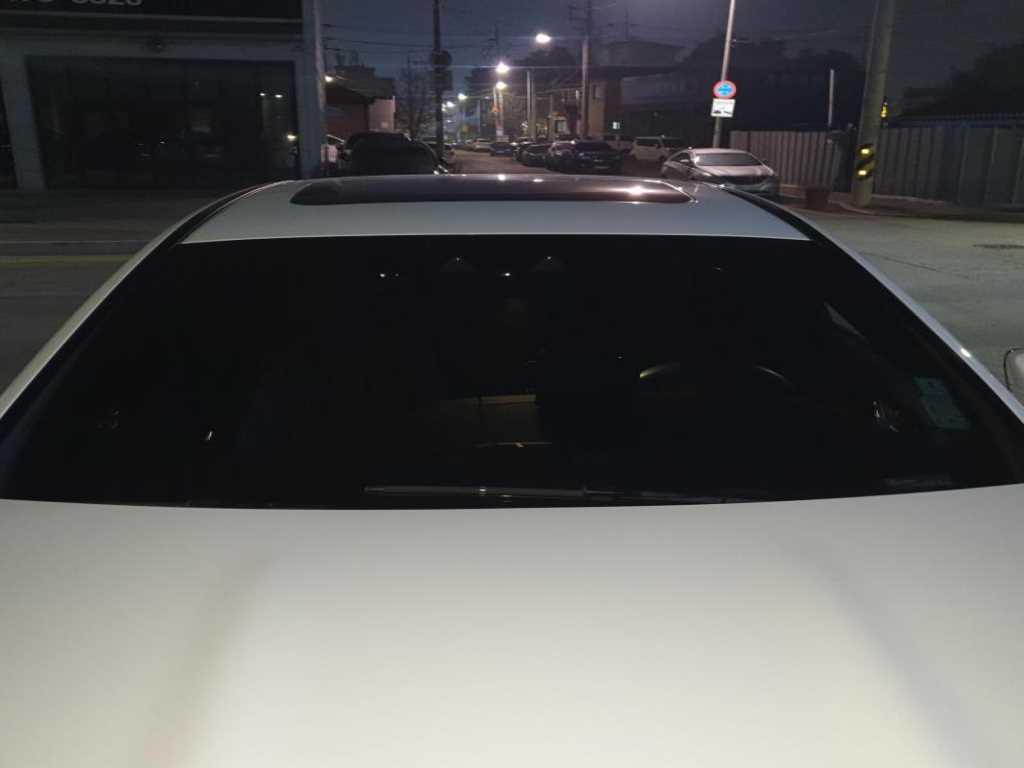 Mercedes Benz E class - Vista 4