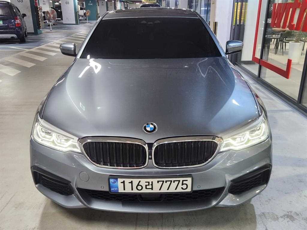 BMW 5 Series - Vista 4