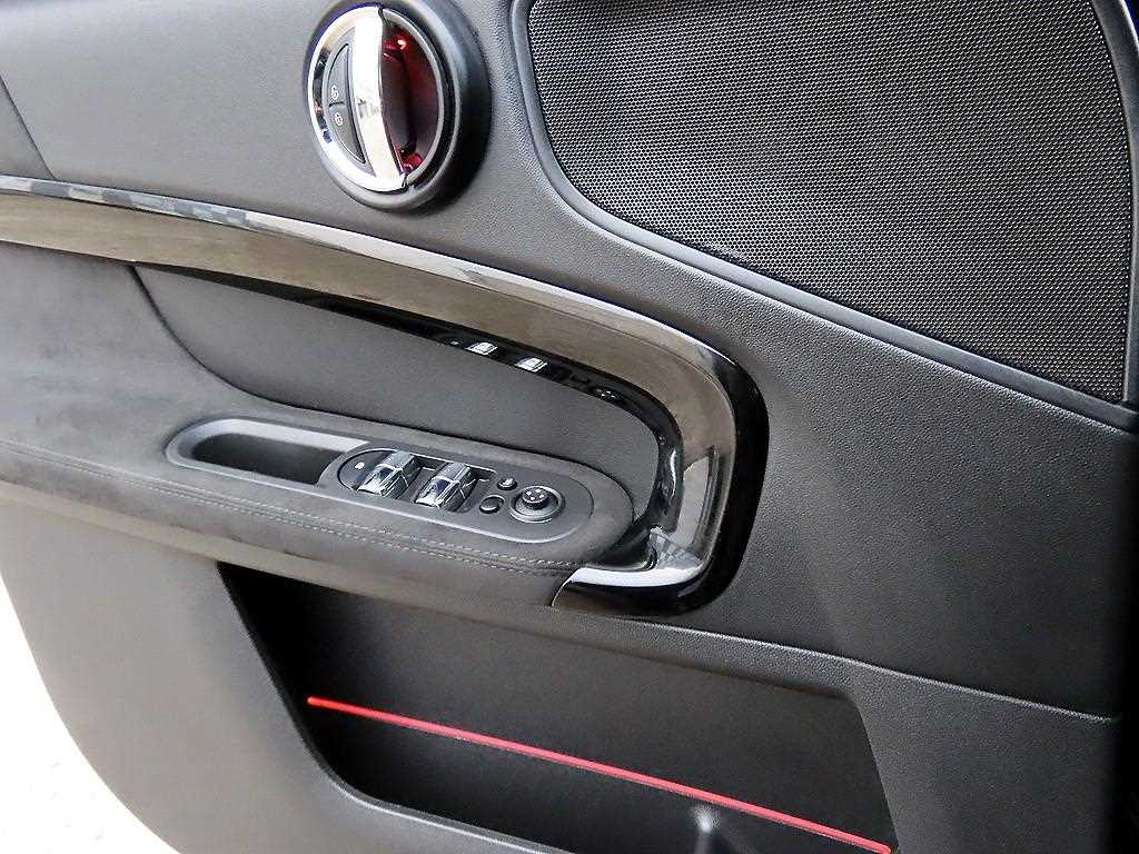 Mini Countryman - Vista 12