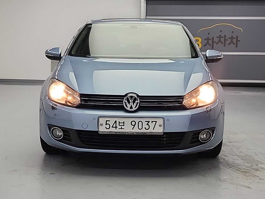 Volkswagen Golf - Vista 2
