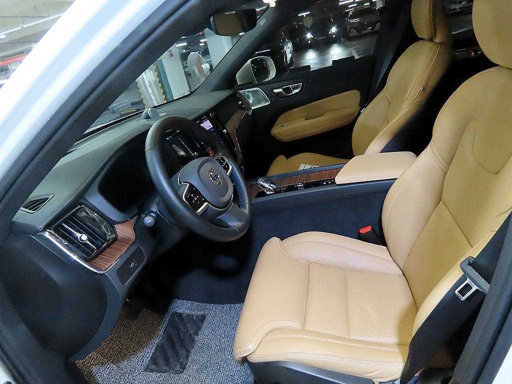 Volvo XC60 - Vista 6