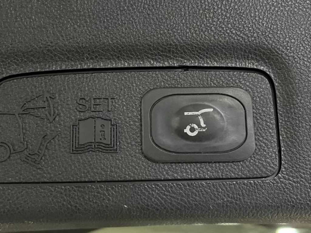 Lincoln MKC - Vista 7