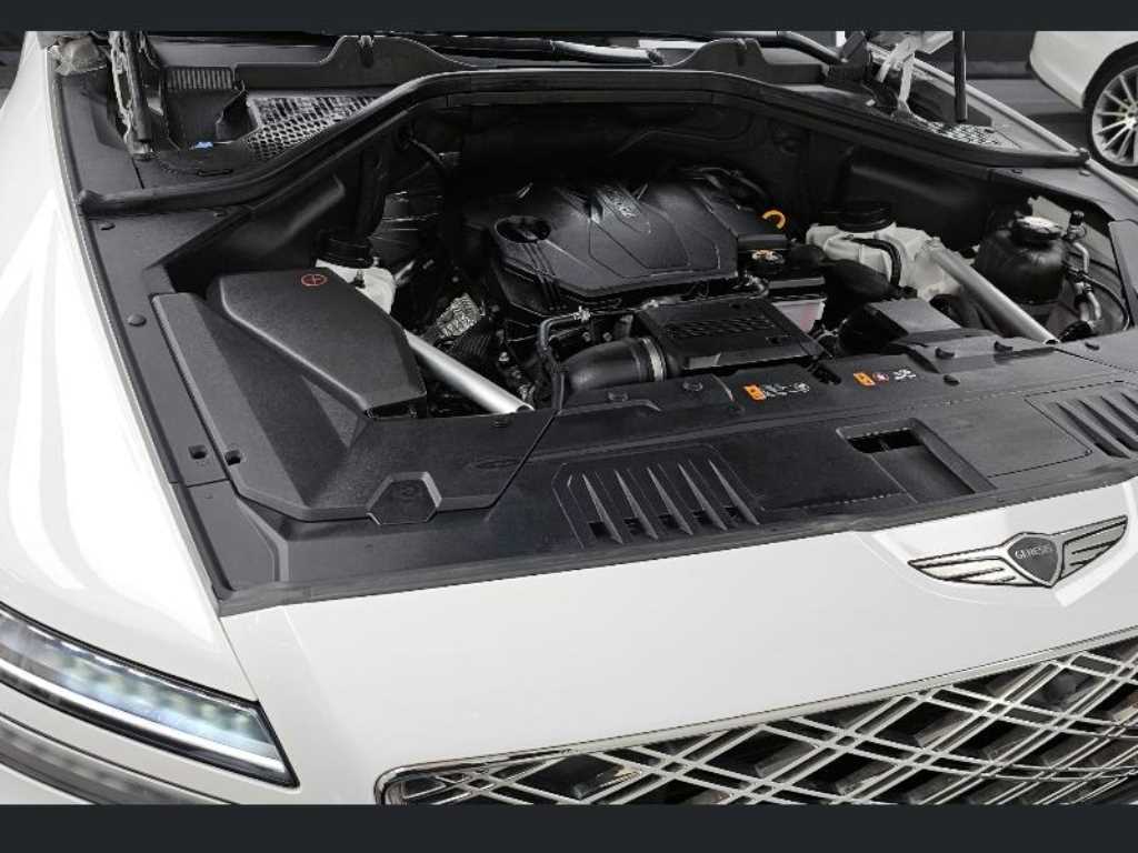 Genesis GV80 - Vista 6