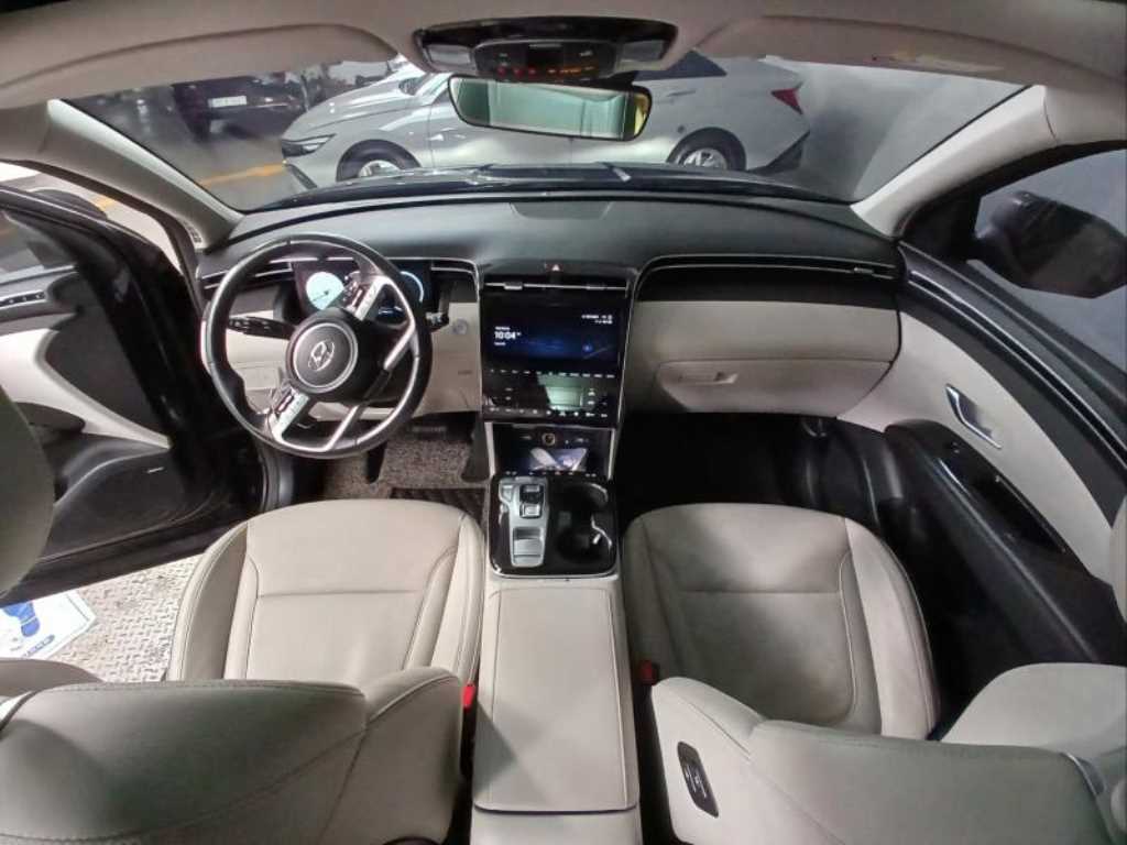 HYUNDAI Tucson - Vista 6