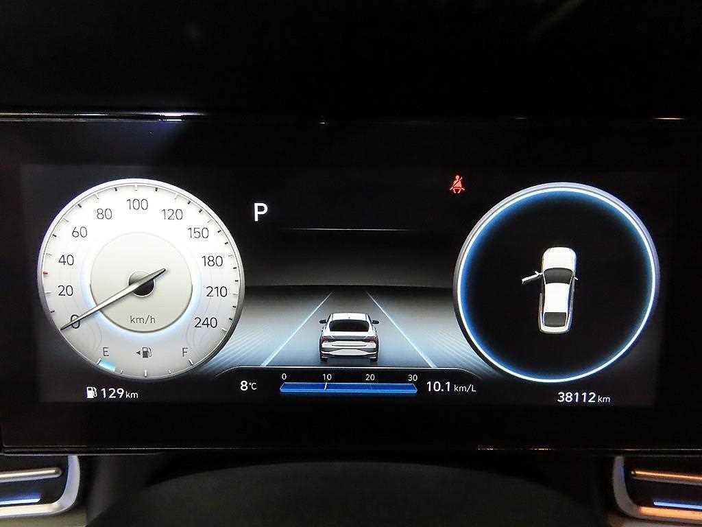 HYUNDAI Avante - Vista 9