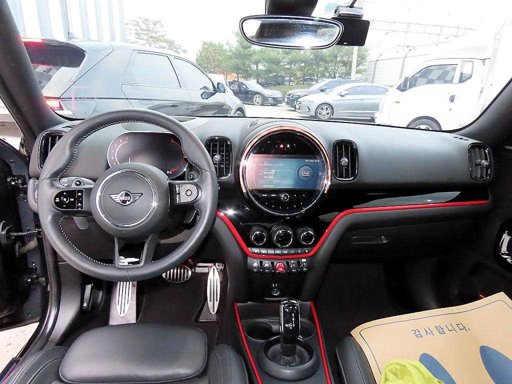 Mini Countryman - Vista 7