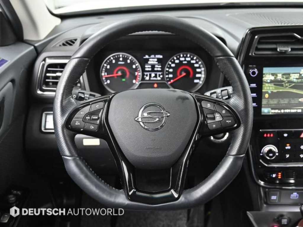 Ssangyong Tivoli 2022 Blanco - Importación desde Corea - HF Imports Iquique - Foto 13