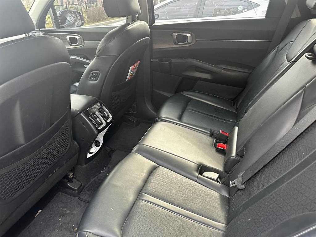 KIA Sorento - Vista 7