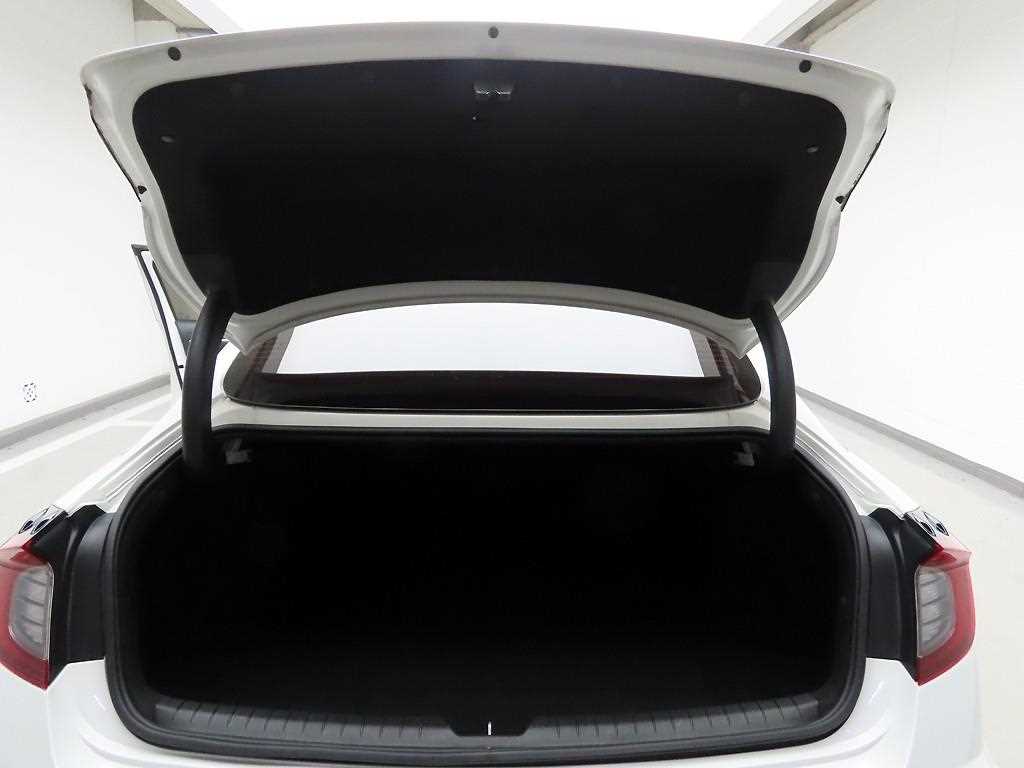 HYUNDAI Sonata - Vista 5