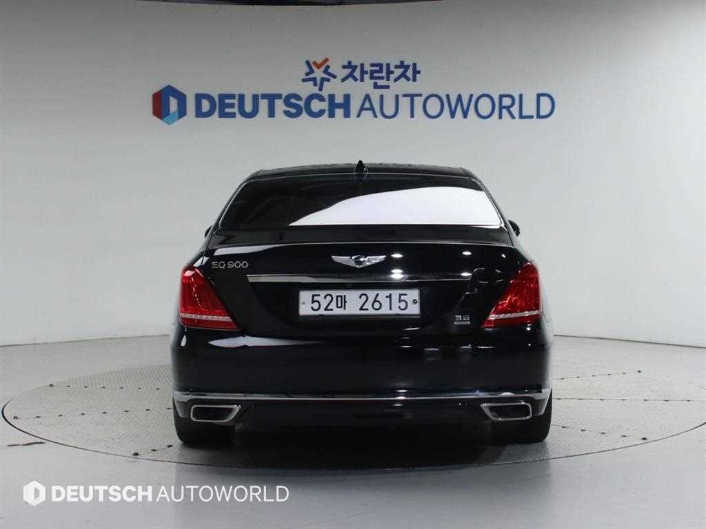 Genesis EQ900 - Vista 4