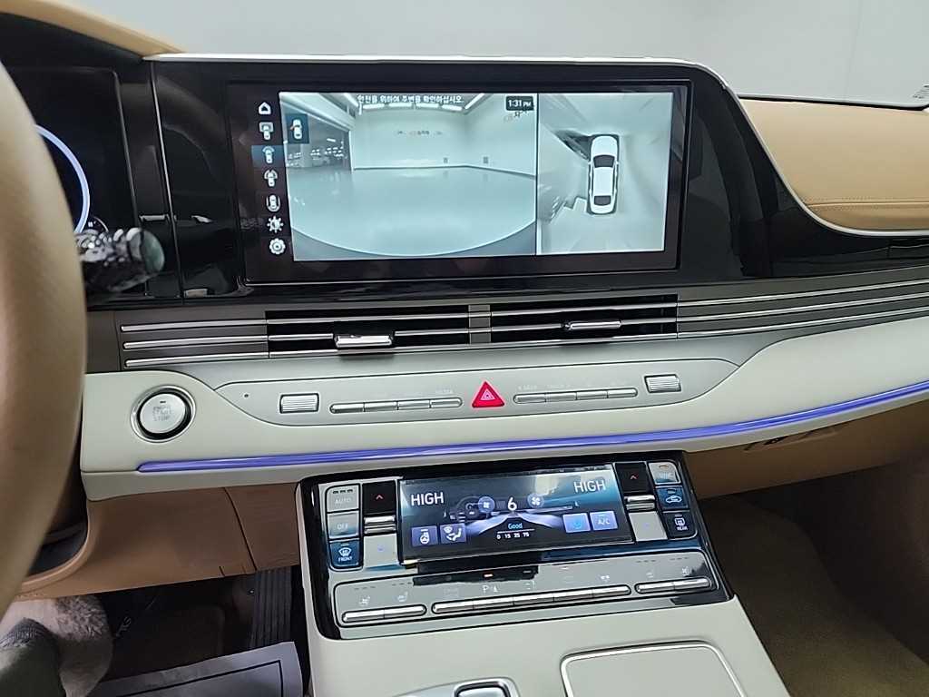 HYUNDAI Grandeur - Vista 10