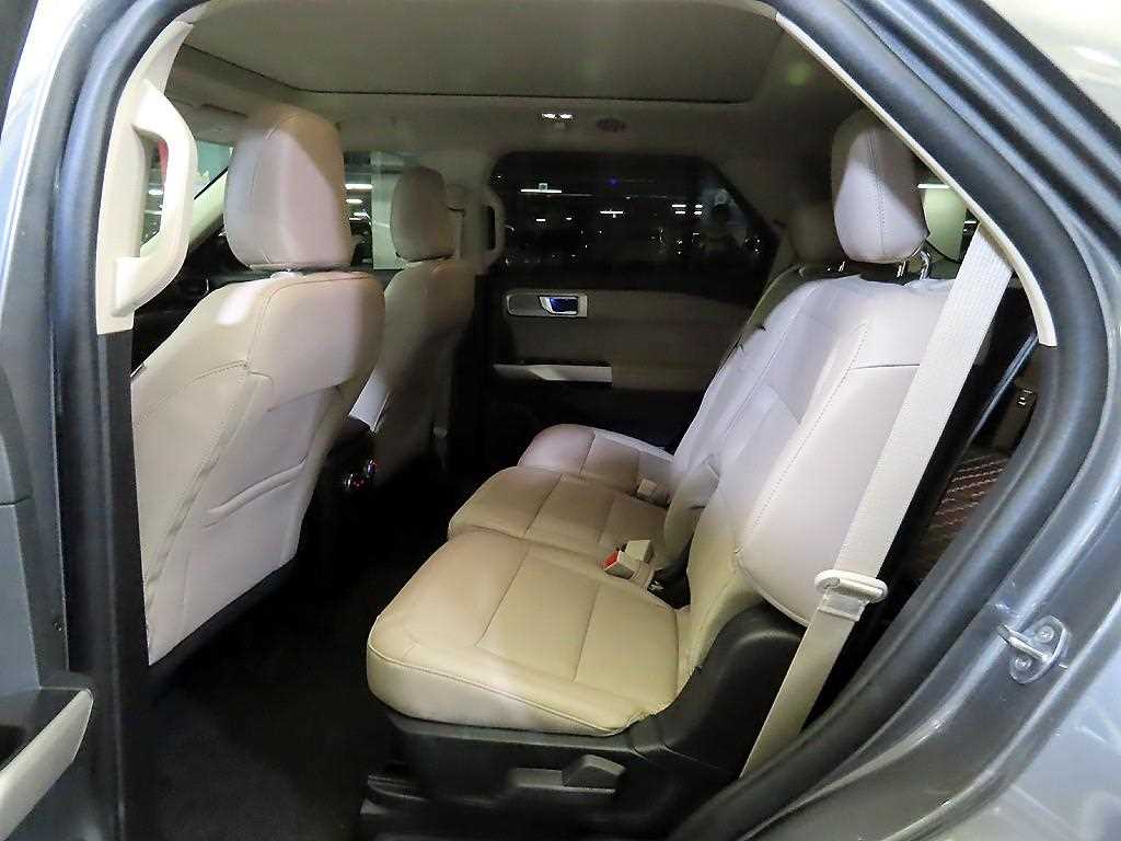 Ford Explorer - Vista 7