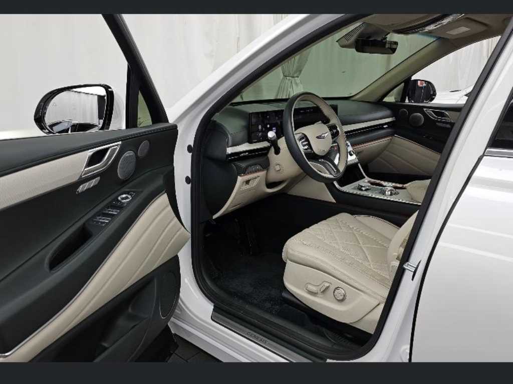 Genesis GV80 - Vista 10