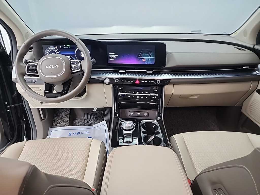 KIA Carnival - Vista 7