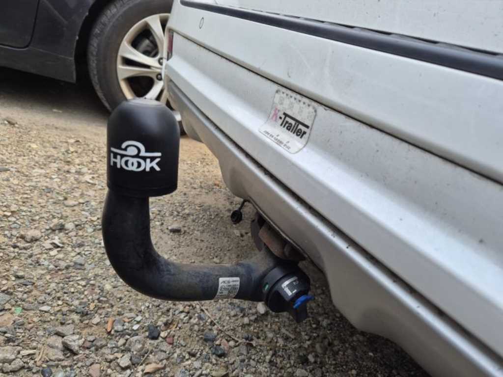 KIA Carnival - Vista 6