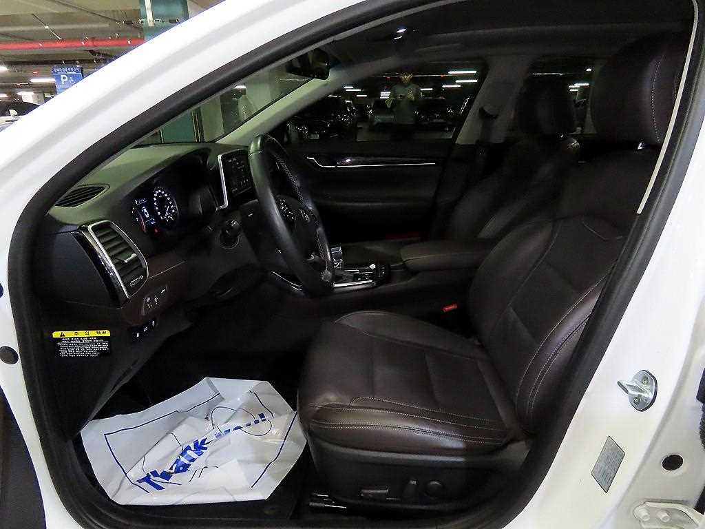 HYUNDAI Grandeur - Vista 6