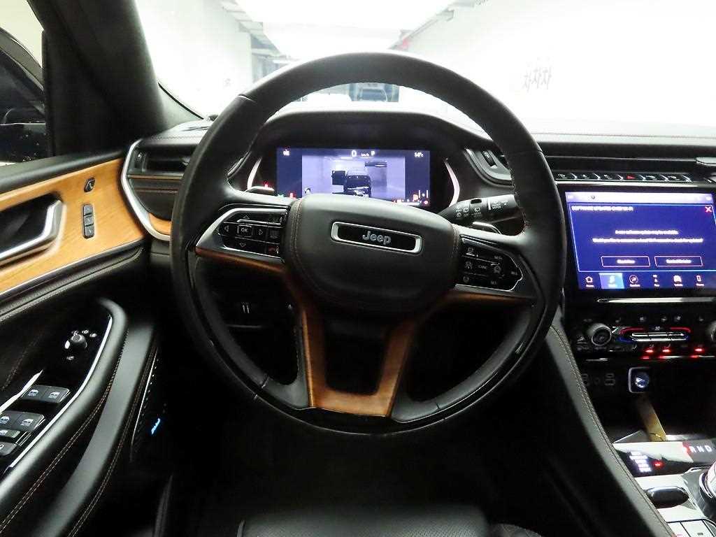 Jeep Cherokee - Vista 7