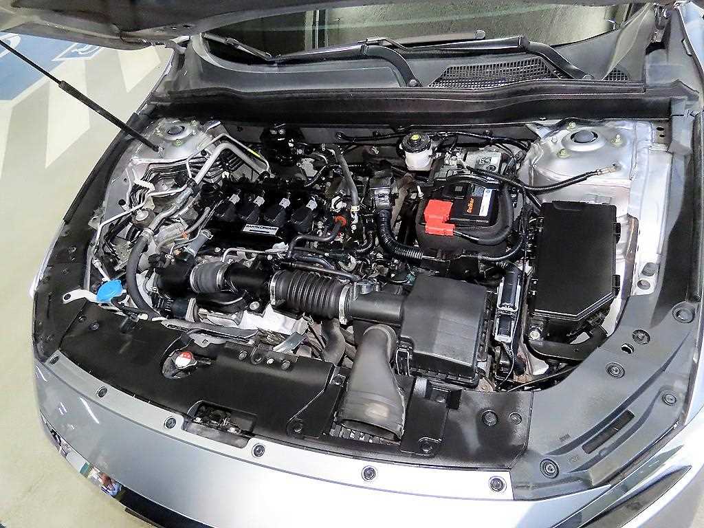 Honda Accord 2018 Plateado - Importación desde Corea - HF Imports Iquique - Foto 18