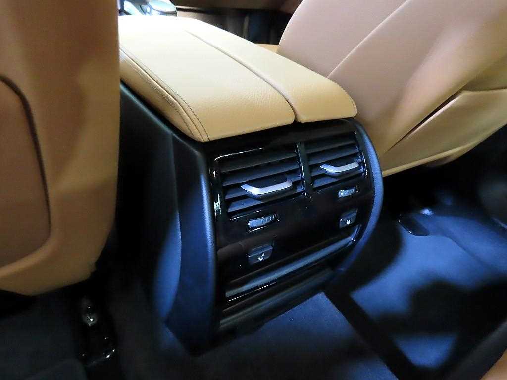 BMW 5 Series 2023 Gris - Importación desde Corea - HF Imports Iquique - Foto 15