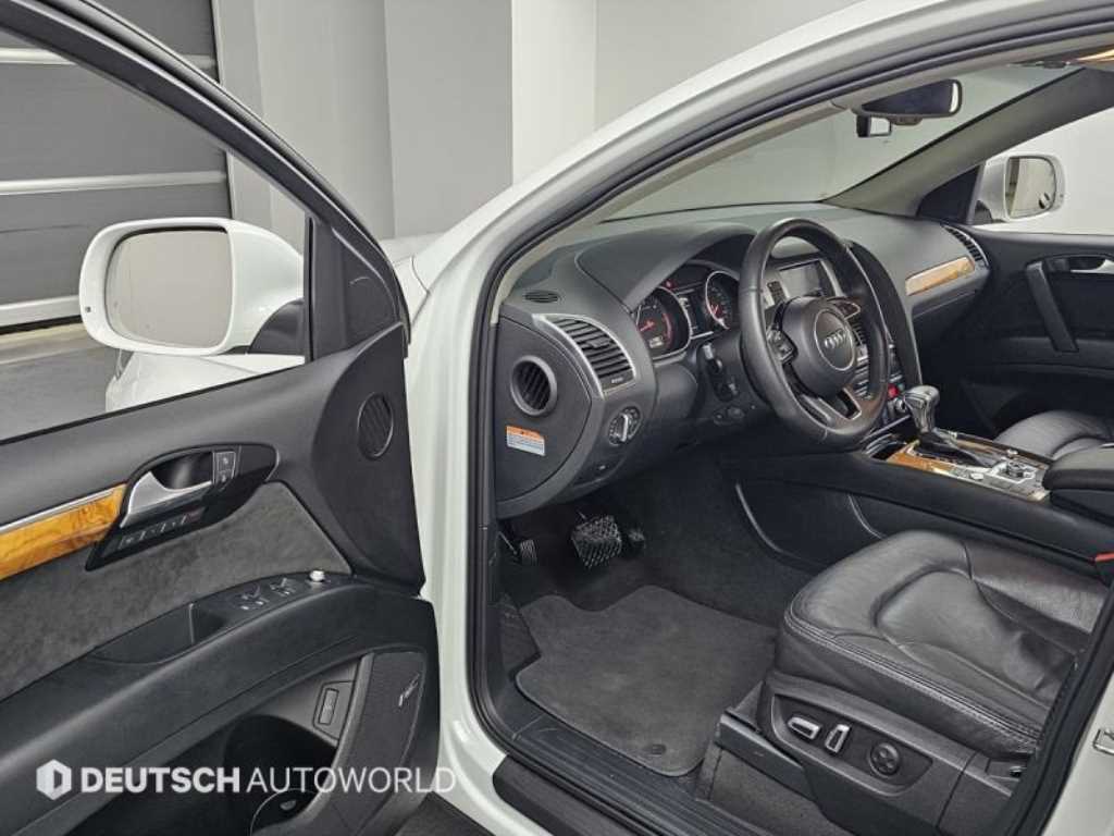 Audi Q7 - Vista 11